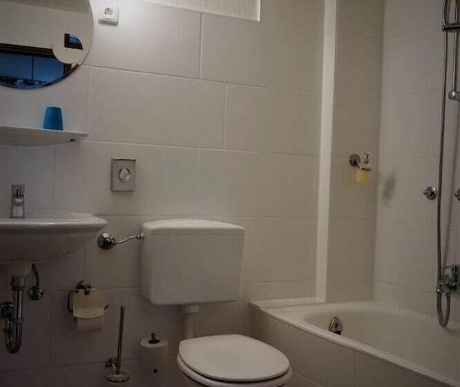 اتاق استاندارد, Atlanta