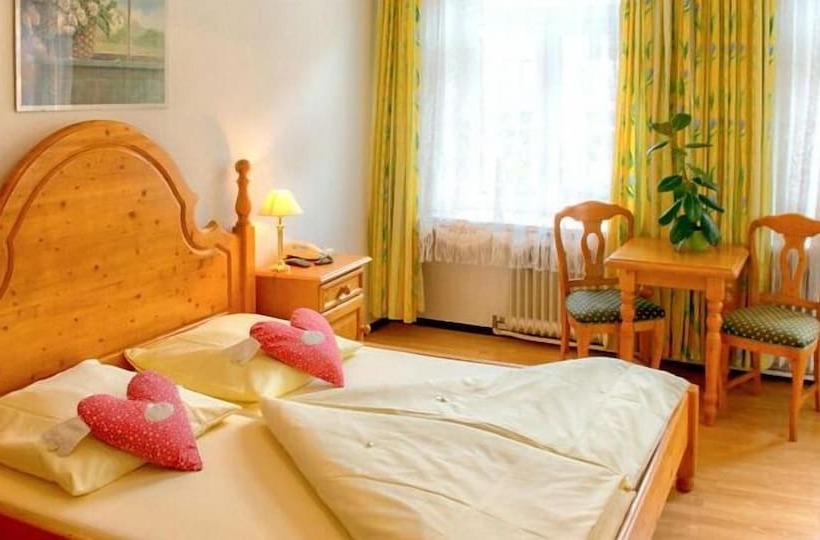 اتاق استاندارد, Atlanta