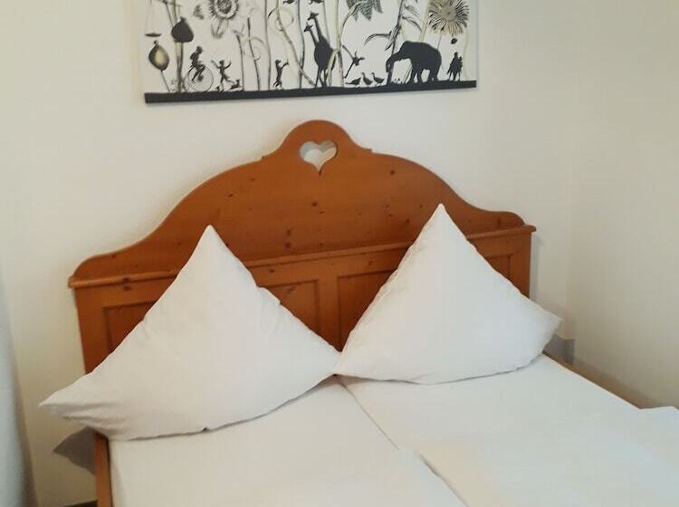 اتاق استاندارد, Atlanta