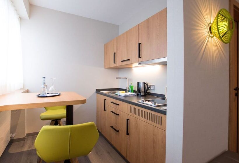 Quarto Triplo Standart, Boehler