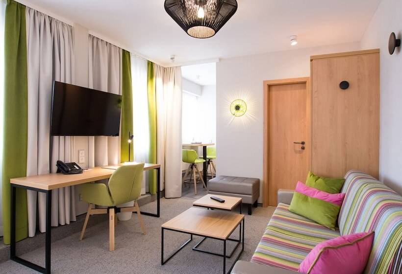 Suite Junior, Boehler