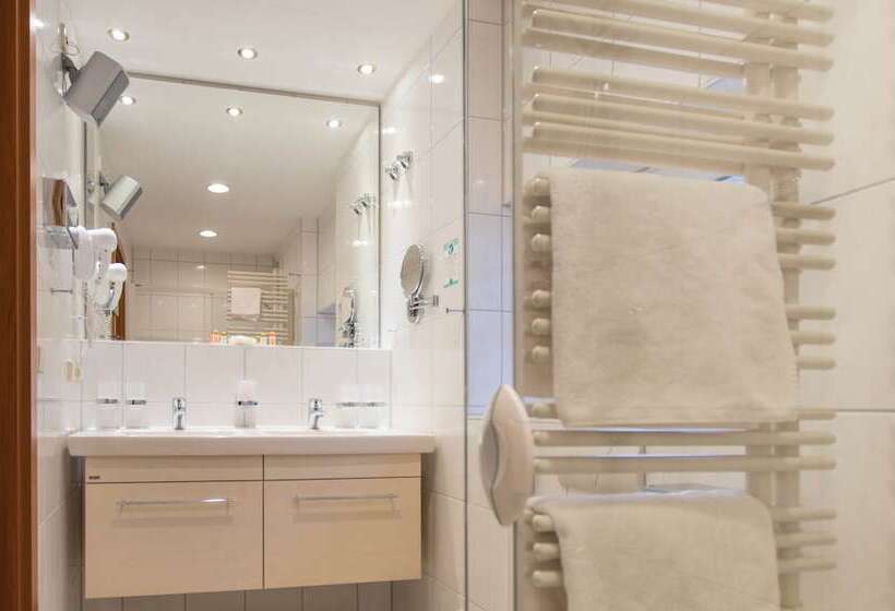 Quarto Familiar, Boehler