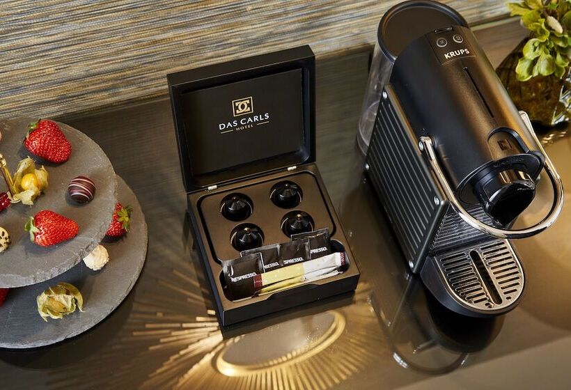 חדר קלאסי, Das Carls