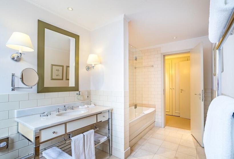 Классический Номер, Parkhotel Quellenhof Aachen