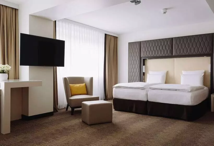Suíte Júnior, Pullman Berlin Schweizerhof