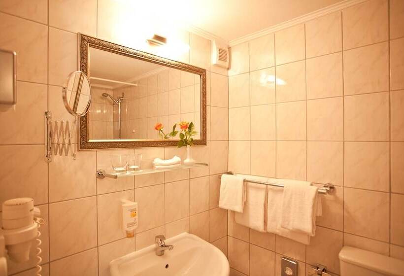 اتاق استاندارد, Safestay Berlin Kurfurstendamm