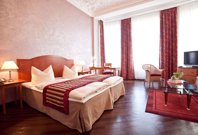 اتاق استاندارد سه نفره, Safestay Berlin Kurfurstendamm