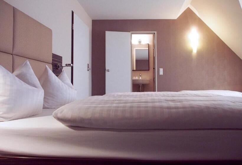 标准单人间, Arkade Hotel Am Theater