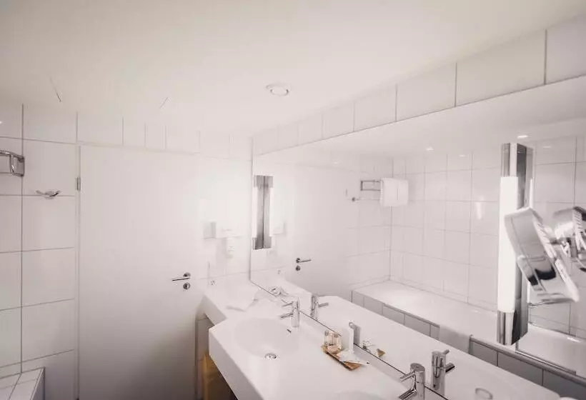 ジュニアスイート, Elaya Hotel Stuttgart Ludwigsburg Ehemals Abacco By Rilano