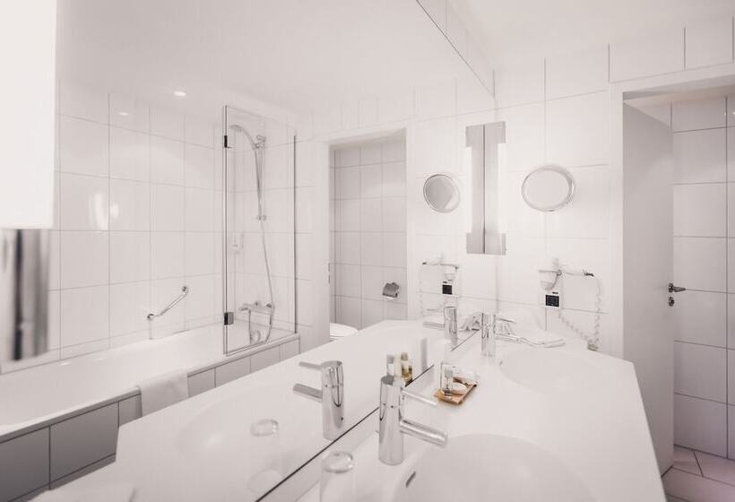 Suite, Elaya Hotel Stuttgart Ludwigsburg Ehemals Abacco By Rilano