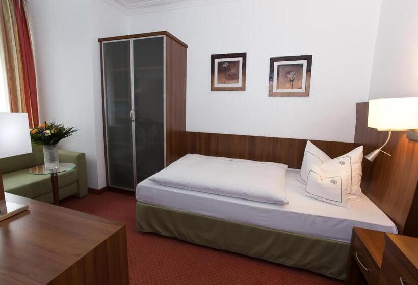 标准单人间, Coellner Hof