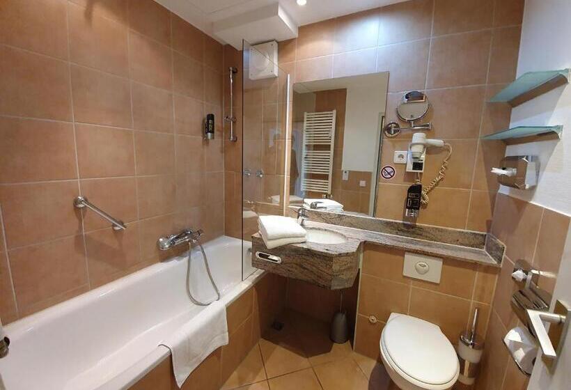 스탠다드 룸, Quellenhof