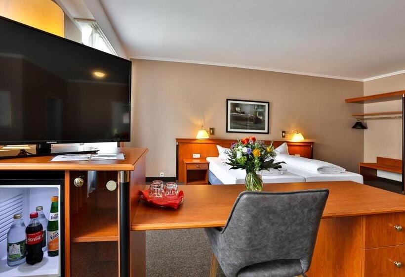 주니어 스위트, Quellenhof