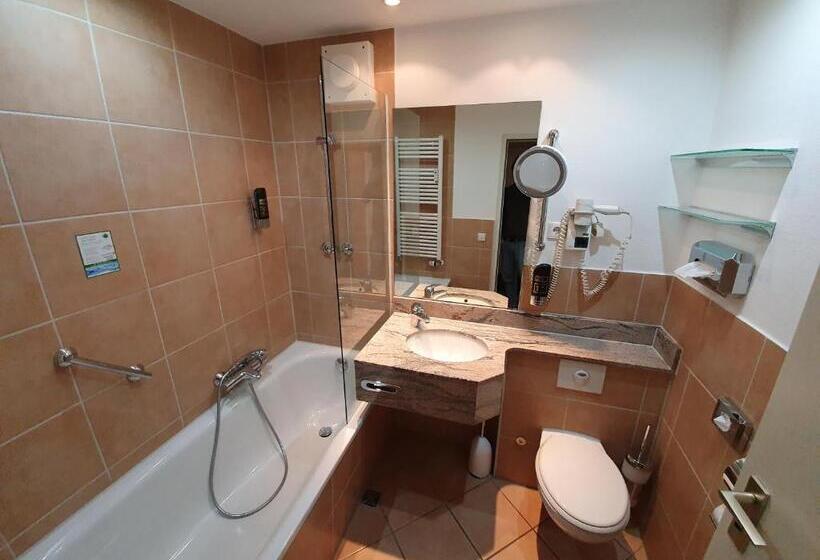 디럭스 룸, Quellenhof