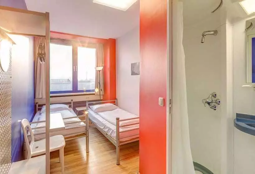 اتاق استاندارد, Generator Berlin Prenzlauer Berg