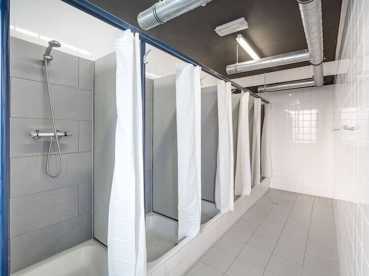 تختخواب در اتاق مشترک, Generator Berlin Prenzlauer Berg