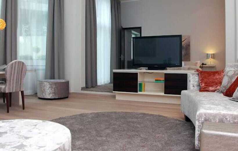 Президентский Люкс, Gräfrather Hof