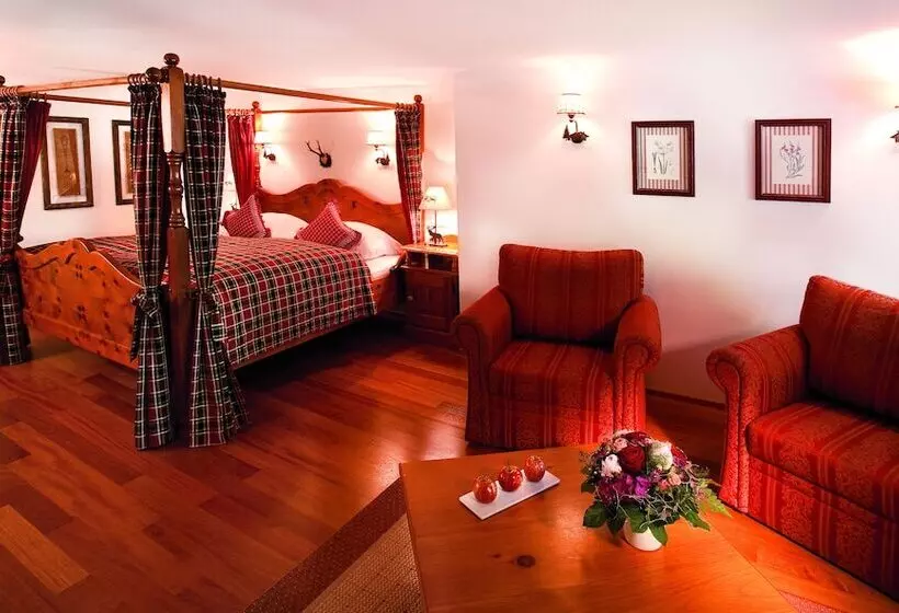 سوئیت جونیور کلاسیک, Parkhotel Adler