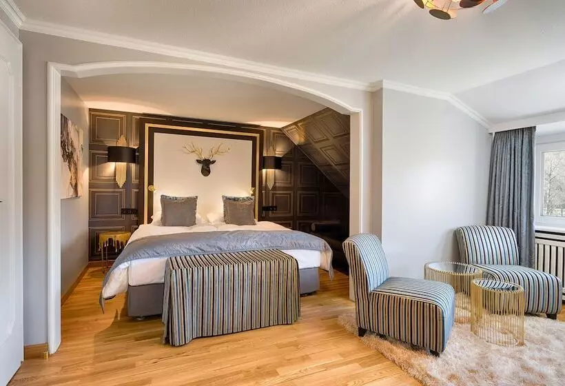 اتاق لوکس, Parkhotel Adler