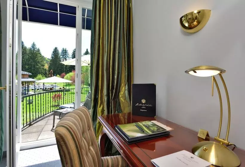 اتاق لوکس یک تخته, Parkhotel Adler