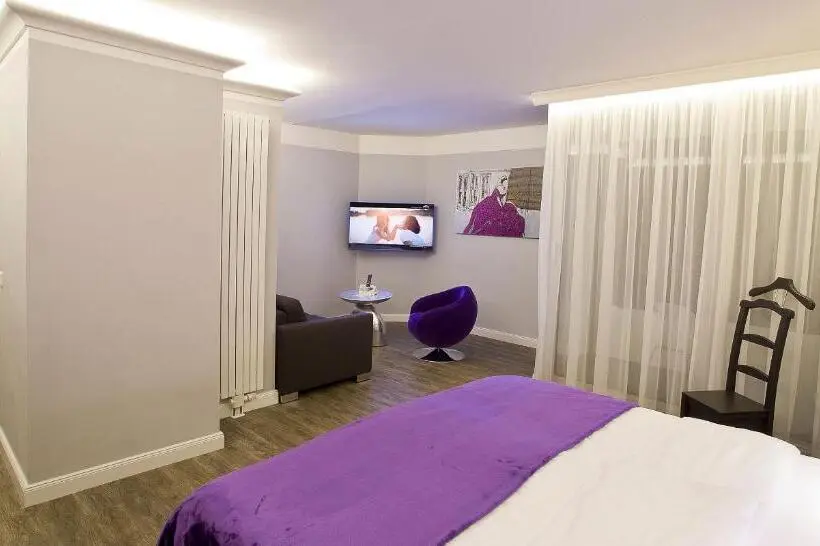 اتاق لوکس, Plaza Inn Stays Design Dortmund