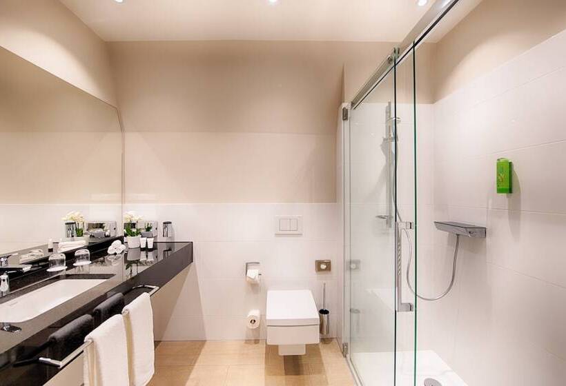 Полулюкс Одноместный с Террасой, Welcome Hotel Bad Arolsen