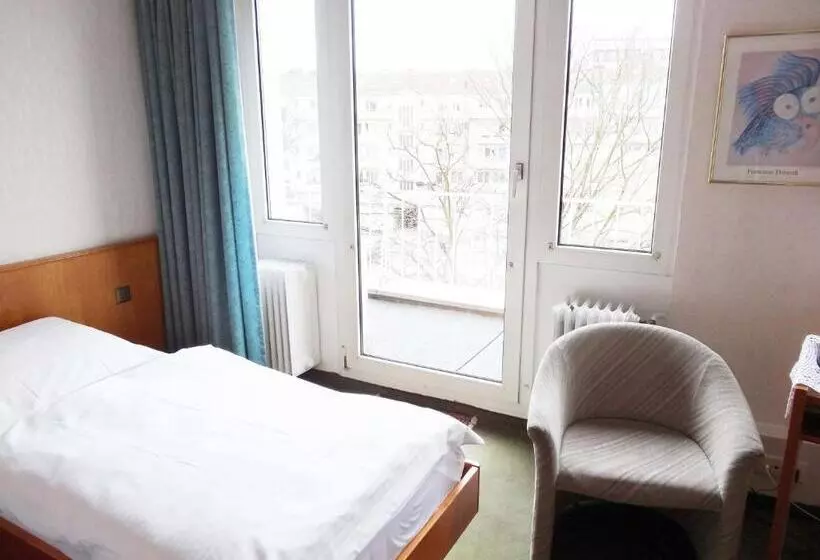 スタンダードシングルルーム, Zentral Hotel Poststuben