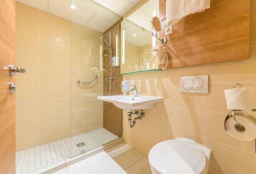 Номер Superior, Expo Tower By Mellow Mood Hotels