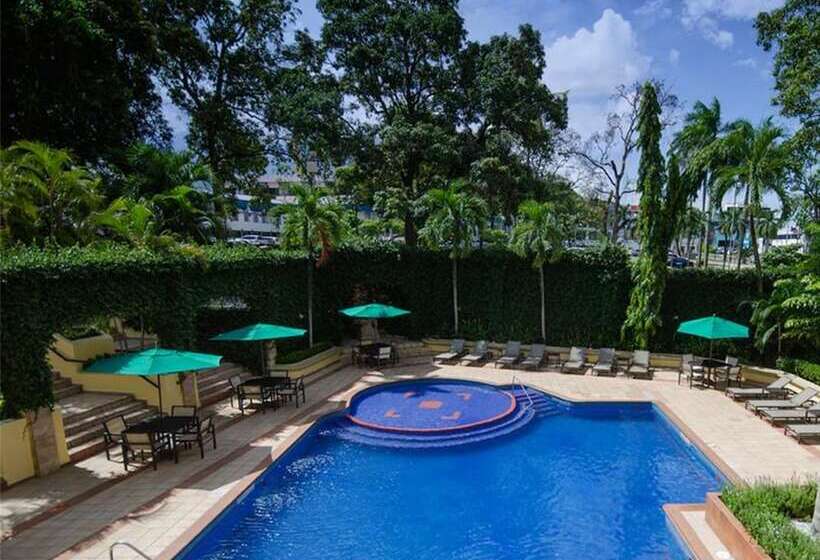 2ダブルベッドのスタンダードルーム, Hilton Princess San Pedro Sula