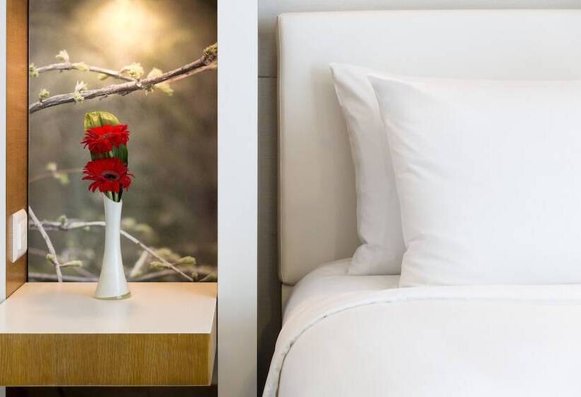 اتاق کلاب, Jen Hong Kong By Shangrila