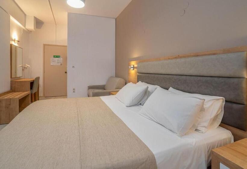 スーペリアールーム, Karavados Beach