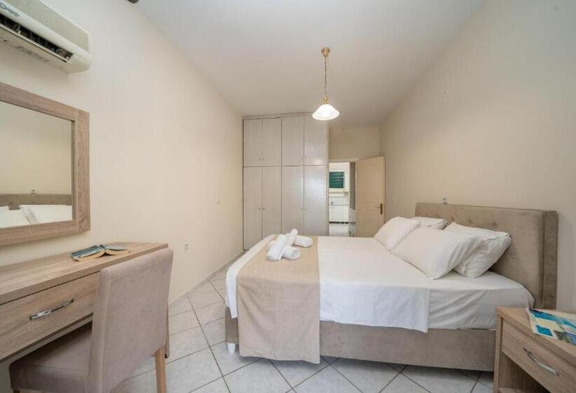 １ベッドルームアパートメント, Karavados Beach