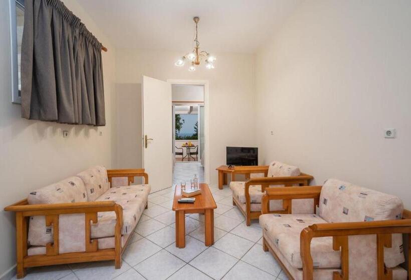 １ベッドルームアパートメント, Karavados Beach