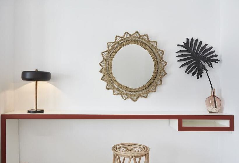 סוויטת דלוקס נוף לים, Kouros Hotel & Suites