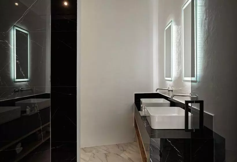 سوییت با چشمانداز دریا, Kouros Hotel & Suites