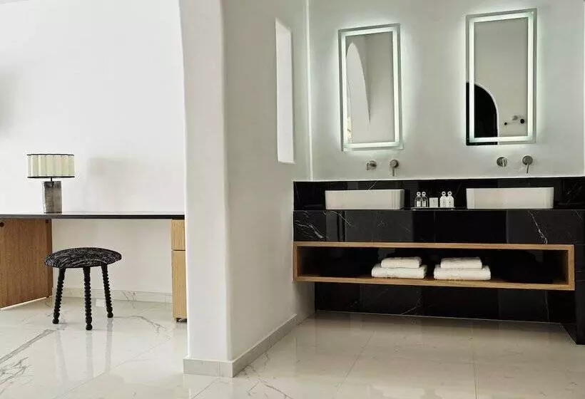 سوییت با چشمانداز دریا, Kouros Hotel & Suites