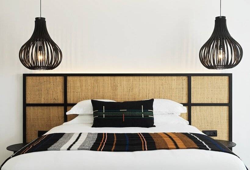 オーシャンビュースイート, Kouros Hotel & Suites