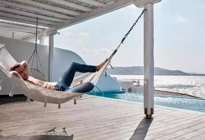 سوییت با چشمانداز دریا, Kouros Hotel & Suites