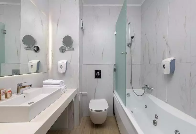 デラックススイート, Lydia Maris Resort & Spa