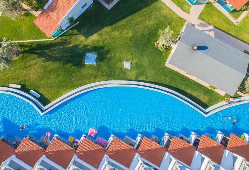 Номер Executive, Lydia Maris Resort & Spa