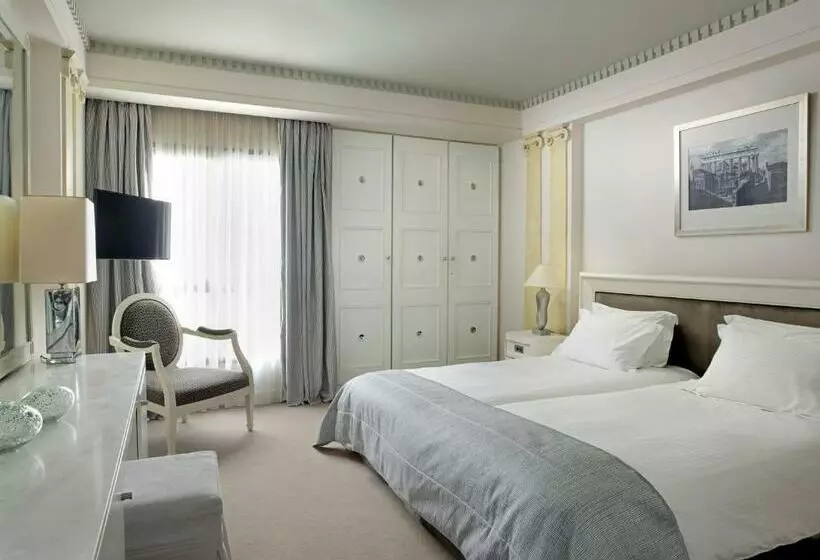 اتاق کلاسیک, Njv Athens Plaza