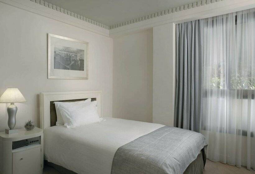 غرفة كلاسيكية فردية, Njv Athens Plaza