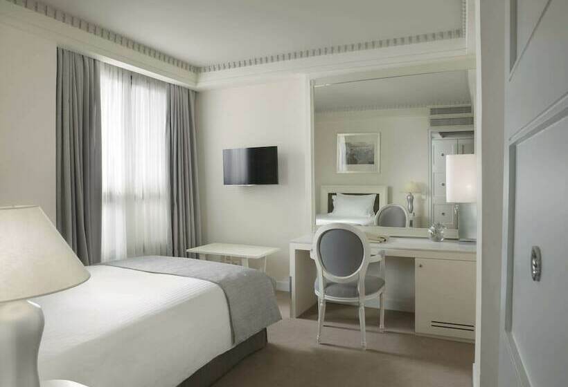 غرفة كلاسيكية فردية, Njv Athens Plaza