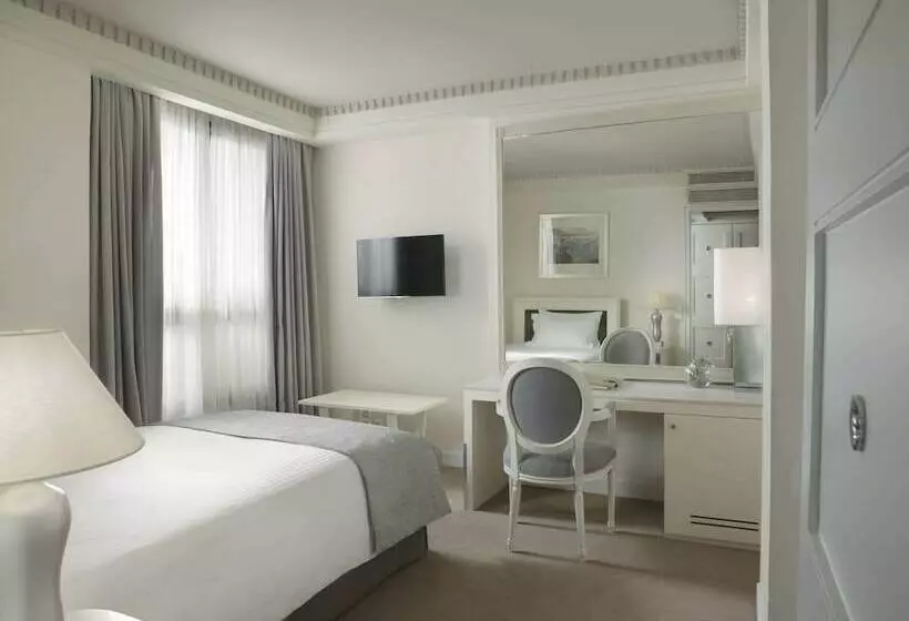 اتاق کلاسیک یک تخته, Njv Athens Plaza
