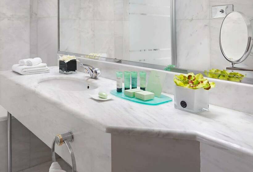 غرفة كلاسيكية فردية, Njv Athens Plaza