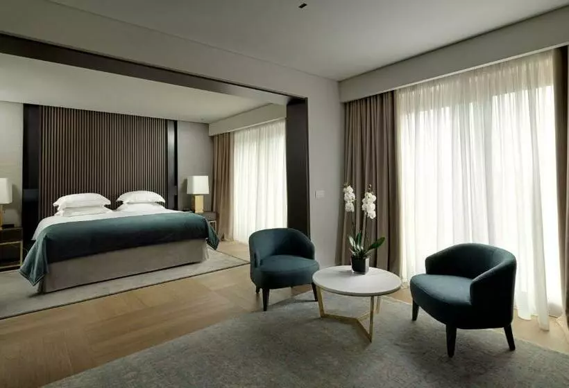 سوئیت پرزیدنت, Njv Athens Plaza