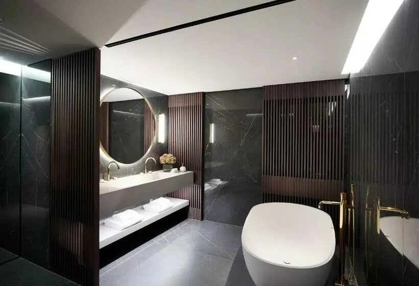 سوئیت پرزیدنت, Njv Athens Plaza