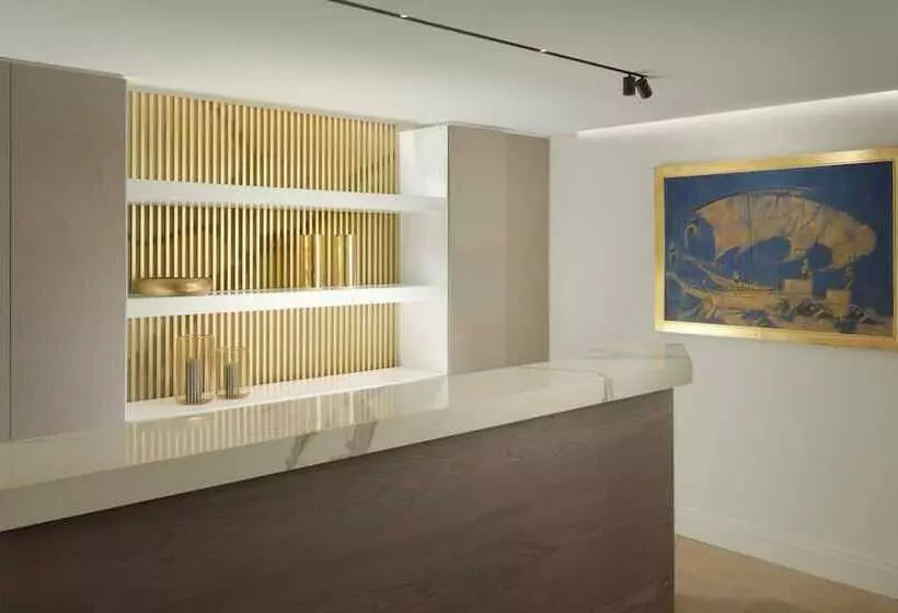 سوئیت پرزیدنت, Njv Athens Plaza