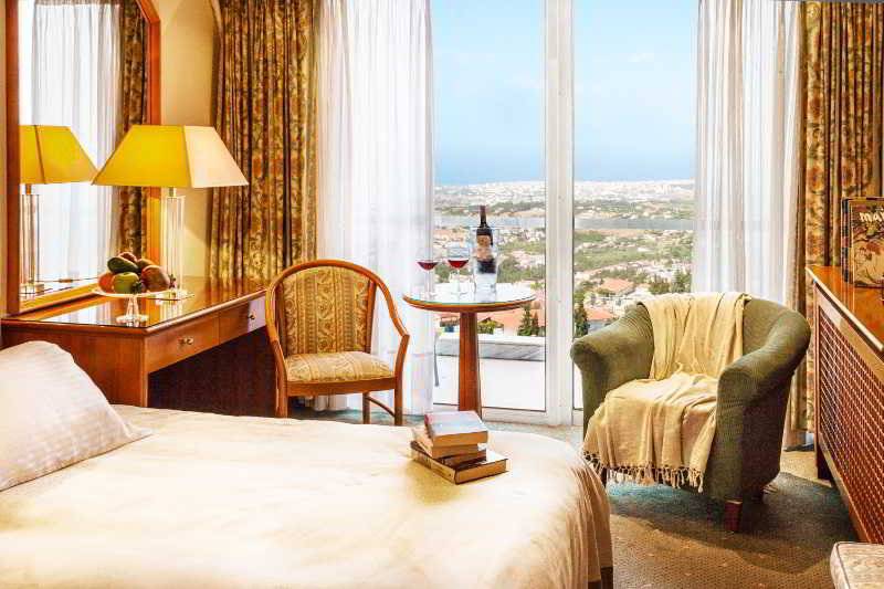 高级单人间, Panorama