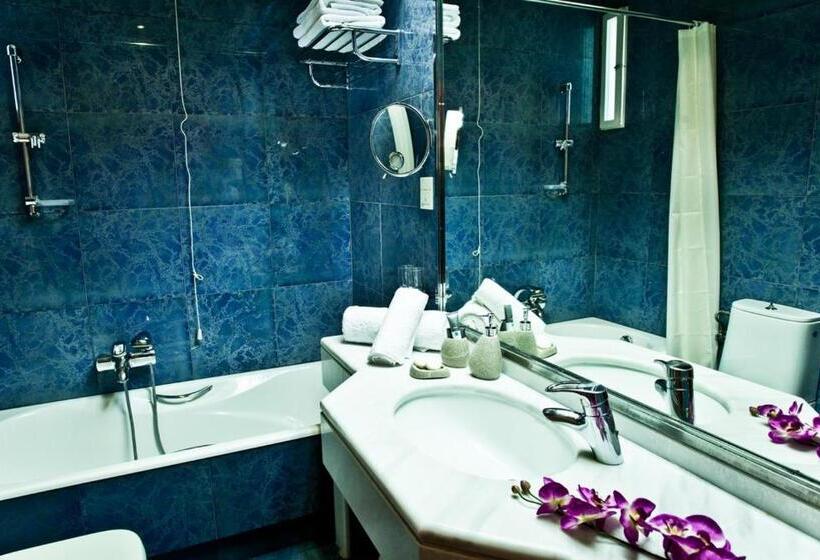 Family Suite, Panorama